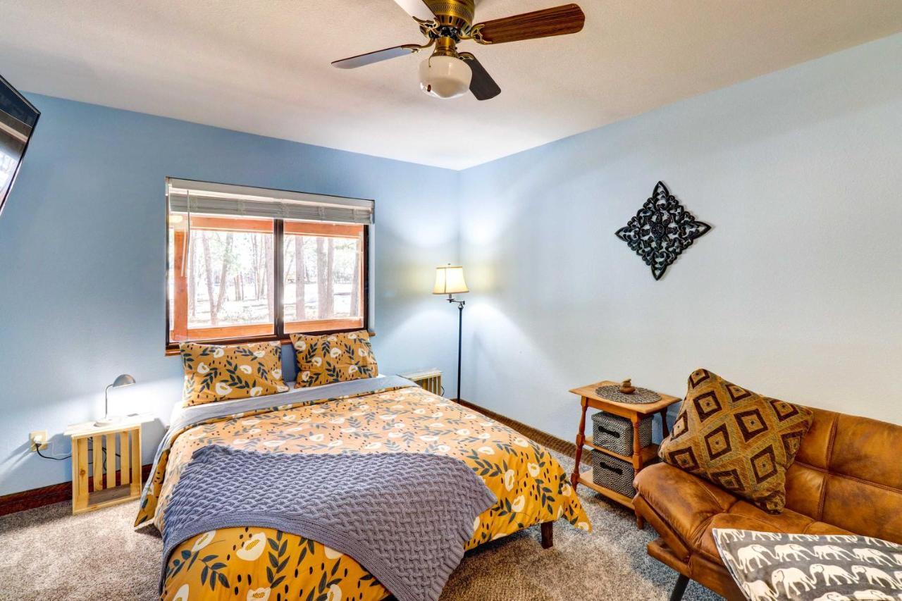 Lakeside Cabin Rental With Hot Tub - Close To Hiking Pinetop-Lakeside Bagian luar foto