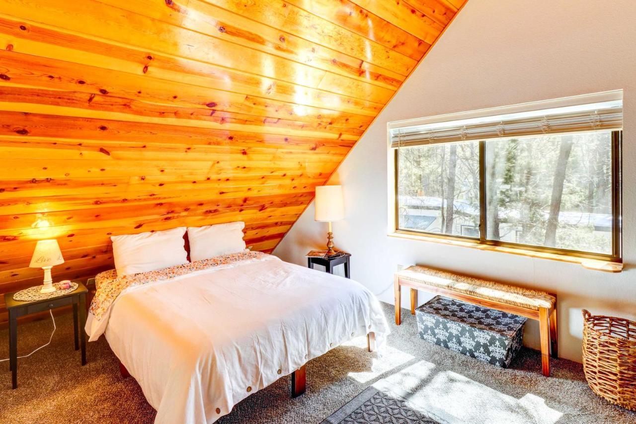 Lakeside Cabin Rental With Hot Tub - Close To Hiking Pinetop-Lakeside Bagian luar foto
